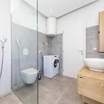 Awesome In Okrug Gornji With Wifi